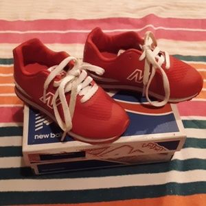 Boy toddler 6.5M rsd and white New Balance shoes